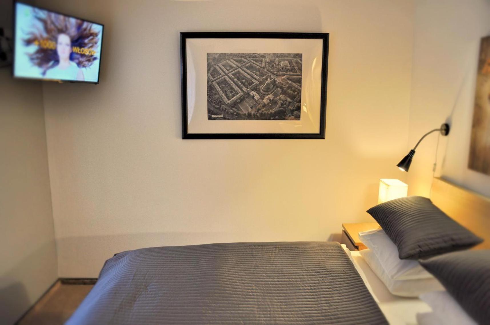 Bialy Dom - 2 Bedrooms คาโตวีตเซ ห้อง รูปภาพ